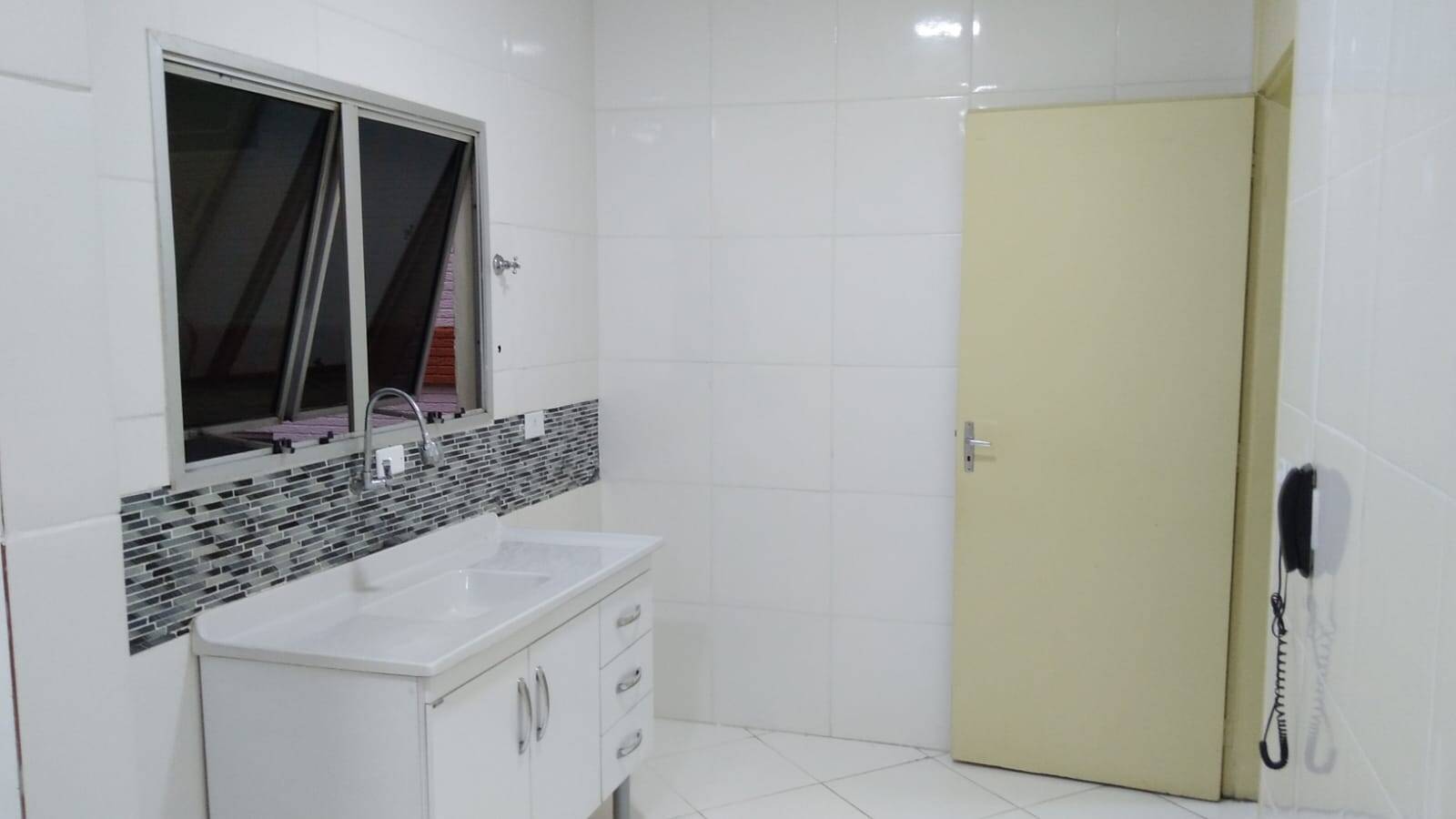 Apartamento à venda com 2 quartos, 42m² - Foto 1