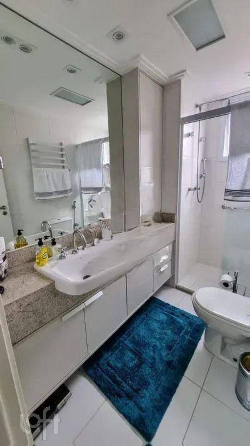 Apartamento à venda com 3 quartos, 127m² - Foto 32