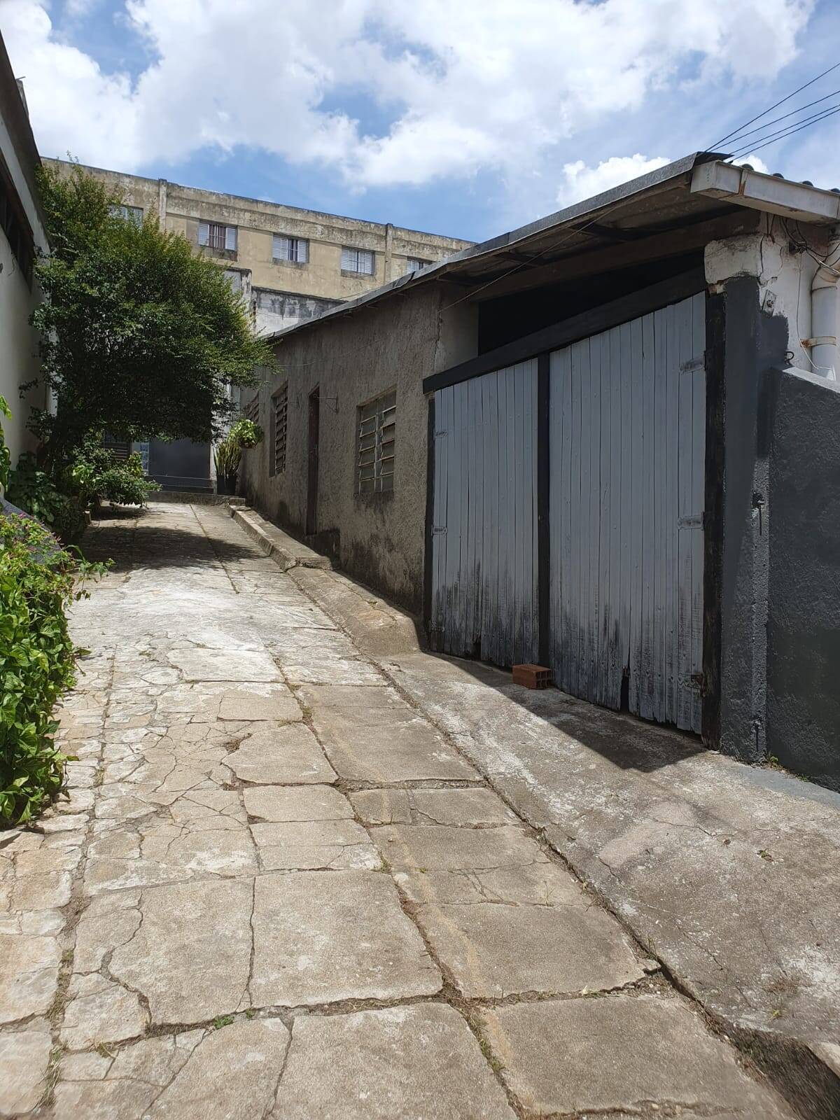 Casa à venda com 3 quartos, 600m² - Foto 3