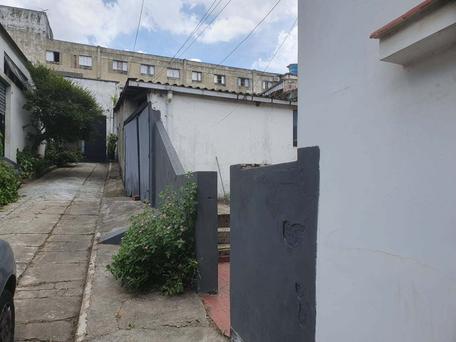 Casa à venda com 3 quartos, 600m² - Foto 4