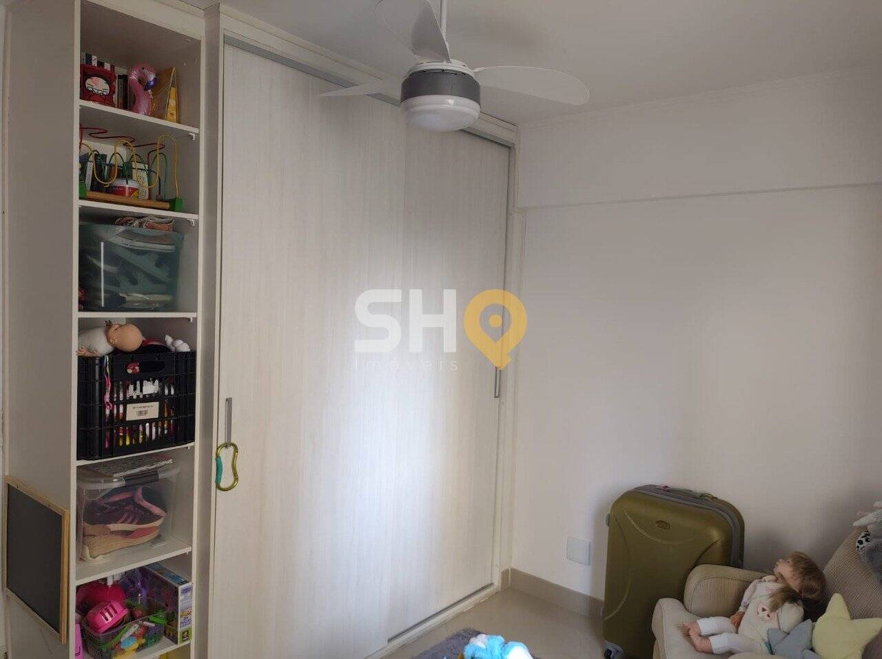 Apartamento à venda com 3 quartos, 75m² - Foto 11