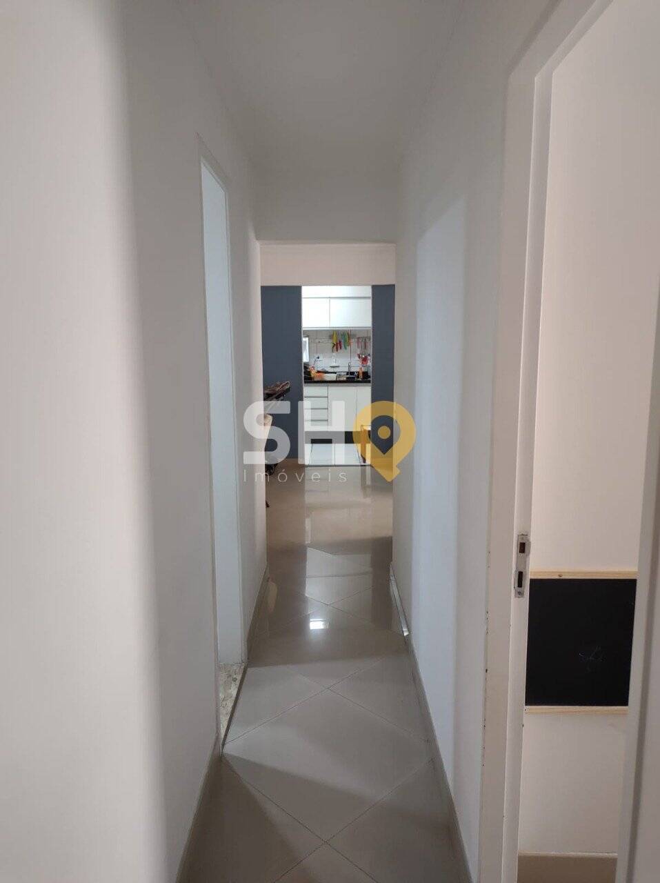 Apartamento à venda com 3 quartos, 75m² - Foto 14