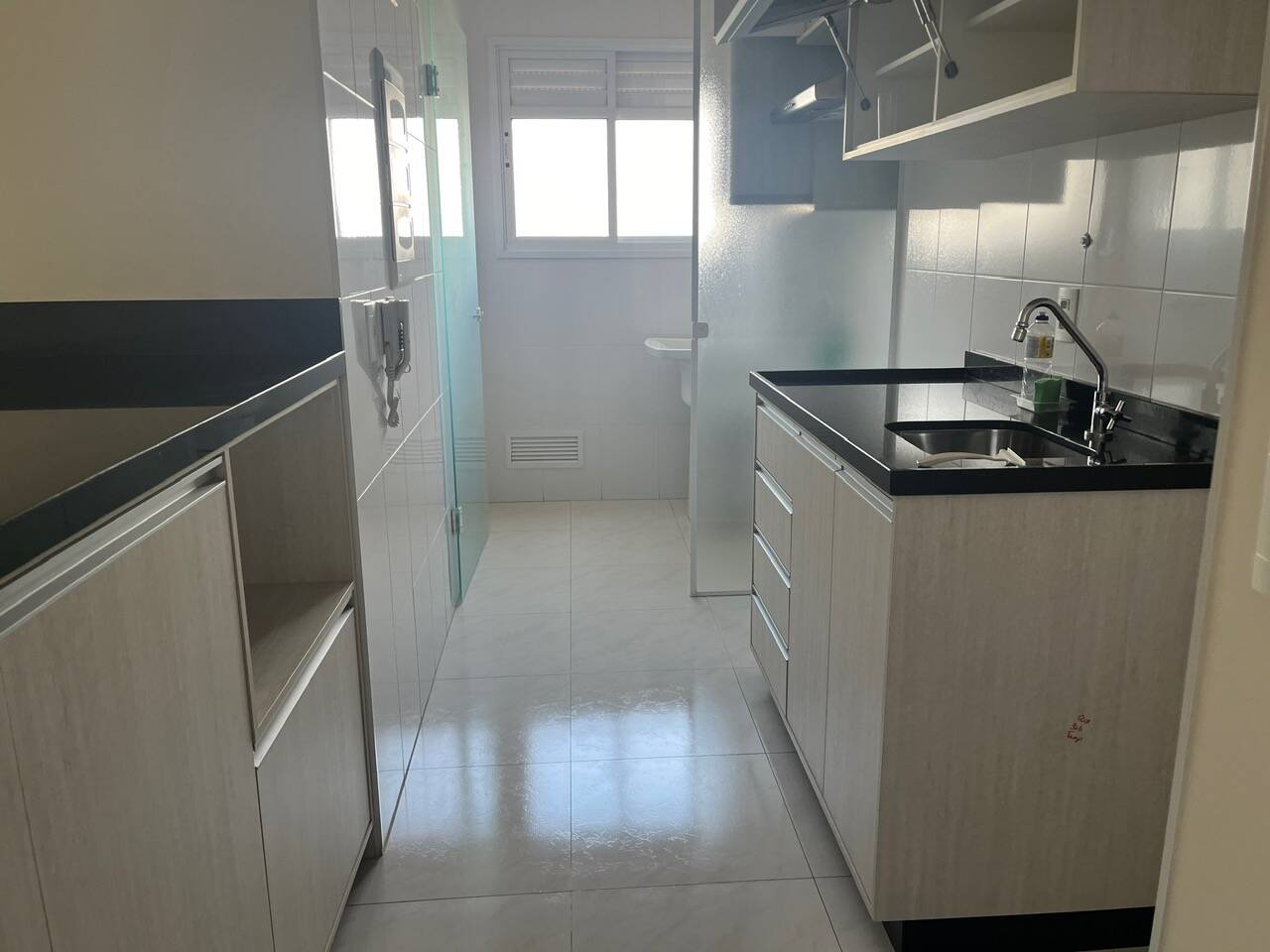 Apartamento à venda com 2 quartos, 72m² - Foto 8