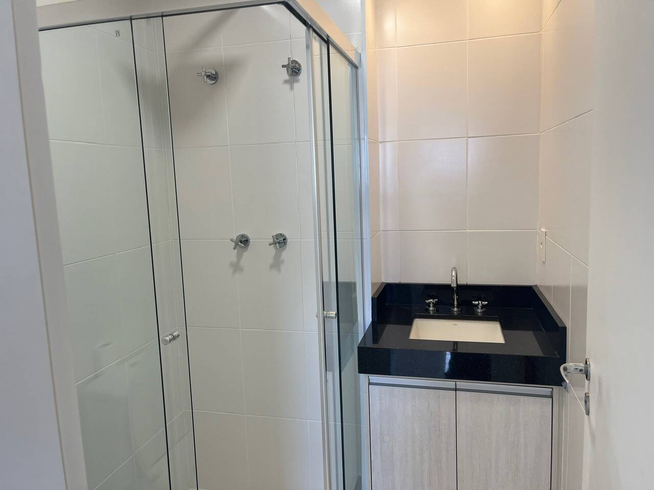 Apartamento à venda com 2 quartos, 72m² - Foto 13