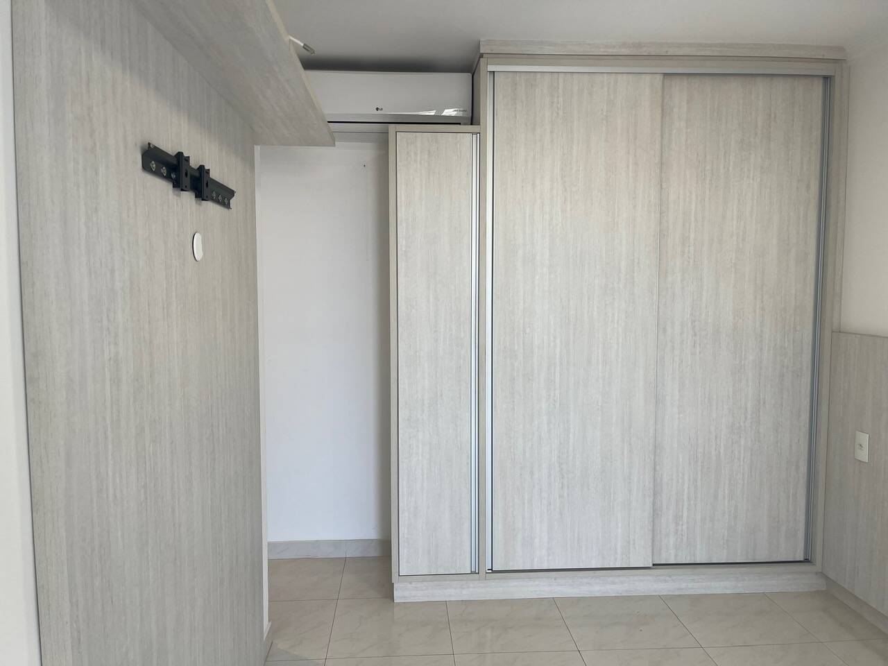 Apartamento à venda com 2 quartos, 72m² - Foto 12