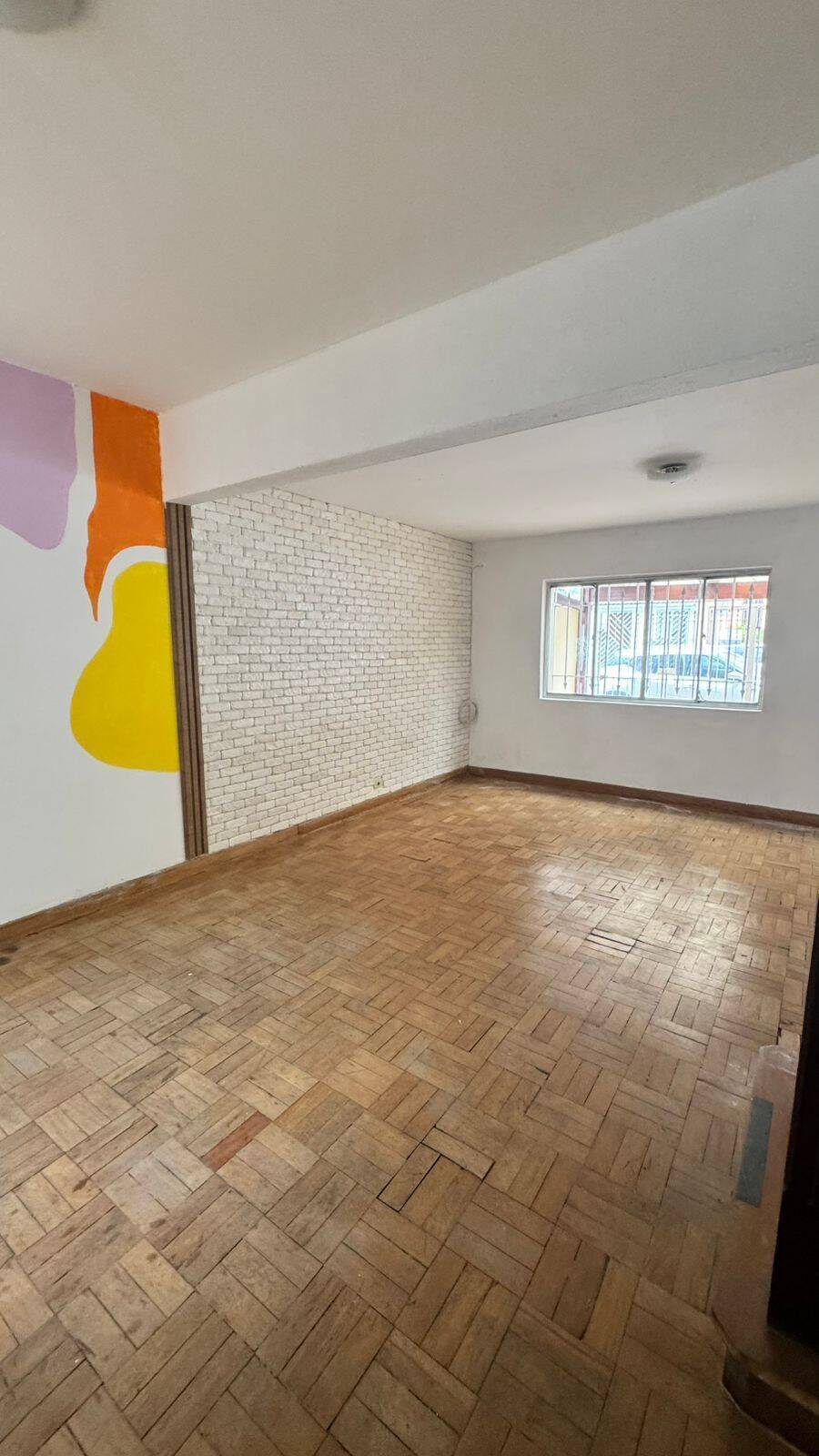 Casa à venda com 3 quartos, 130m² - Foto 1