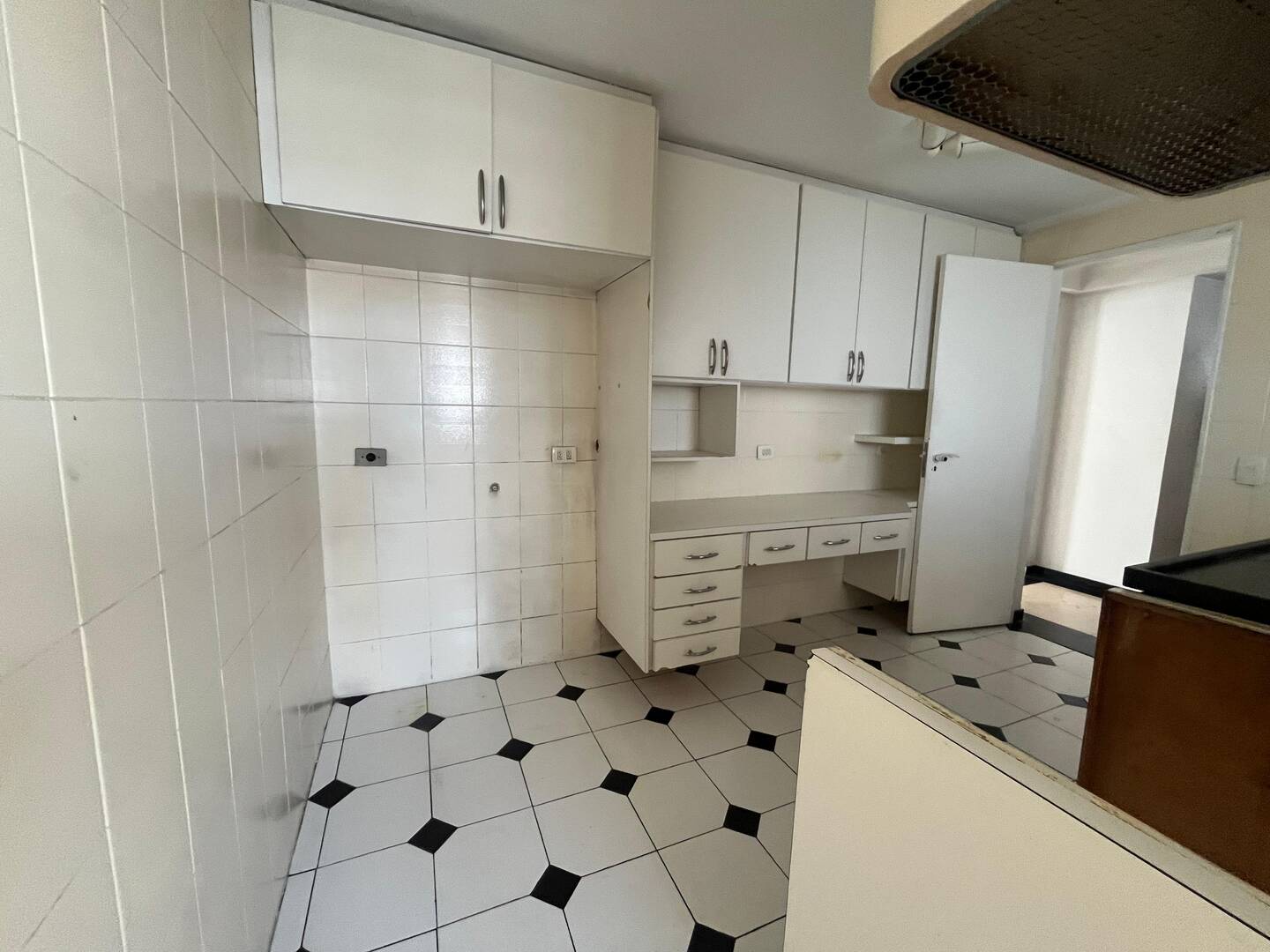 Apartamento à venda com 3 quartos, 116m² - Foto 10