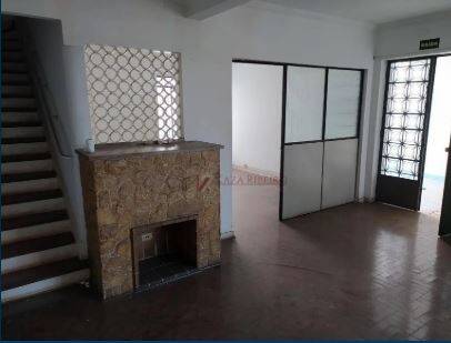 Casa à venda e aluguel com 4 quartos, 190m² - Foto 19