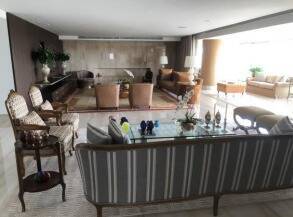 Apartamento à venda com 3 quartos, 495m² - Foto 1